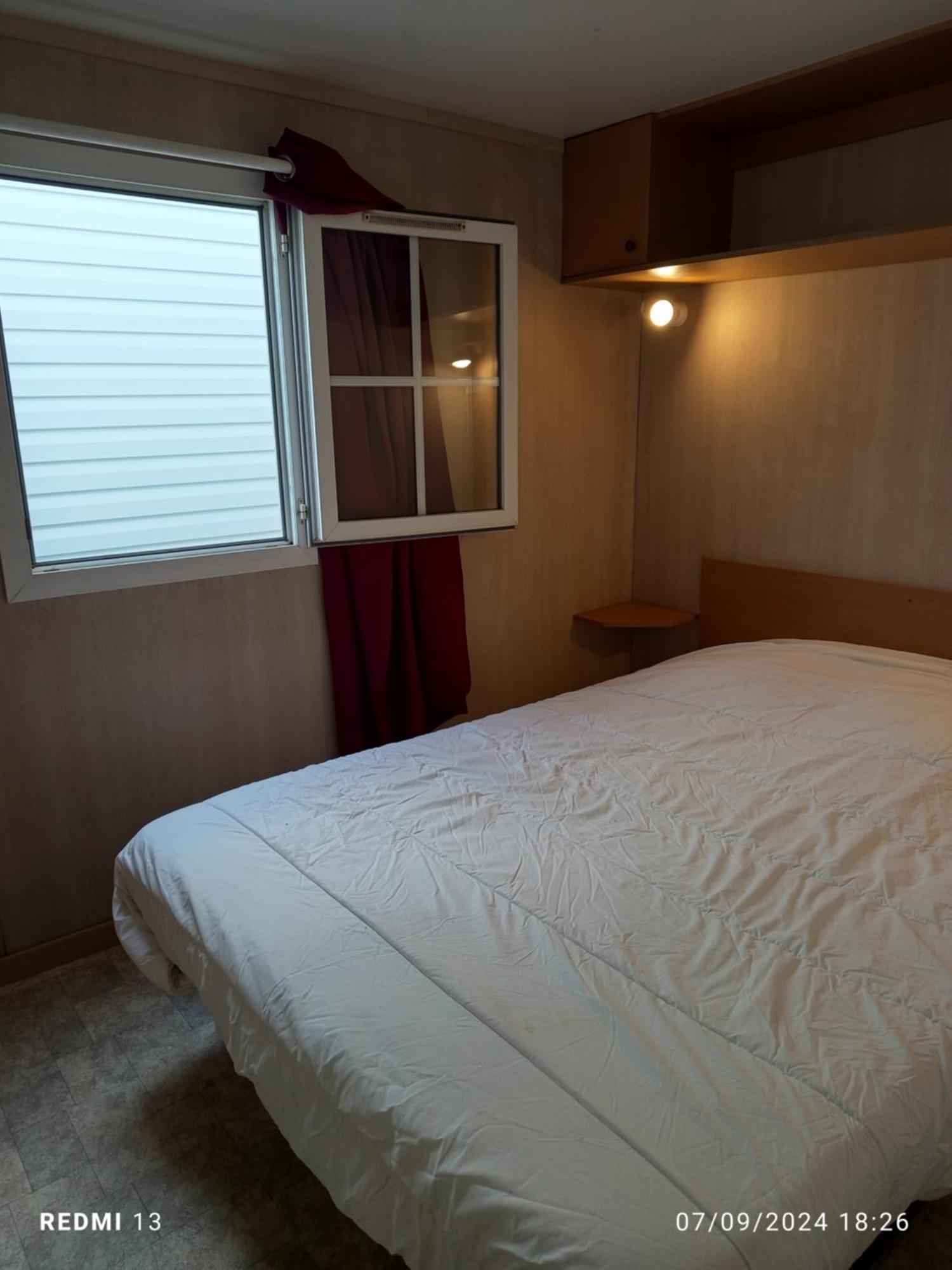 Vacances Familiales Dans Camping Avec Piscine เฟรฌูส ภายนอก รูปภาพ