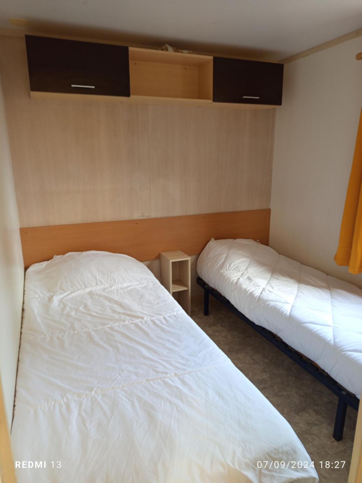 Vacances Familiales Dans Camping Avec Piscine เฟรฌูส ภายนอก รูปภาพ